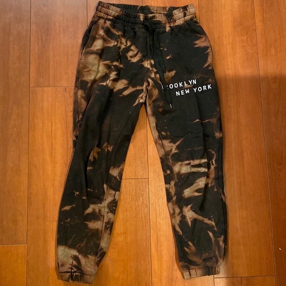 Forever 21 Tie Dyed Brooklyn New York Joggers - Picture 1 of 2